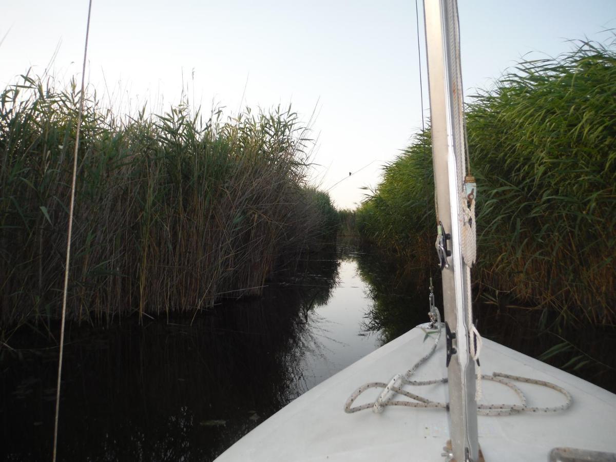 Pfahlbau Sunset II Toplage Inklusive Elektroboot Rust Zewnętrze zdjęcie